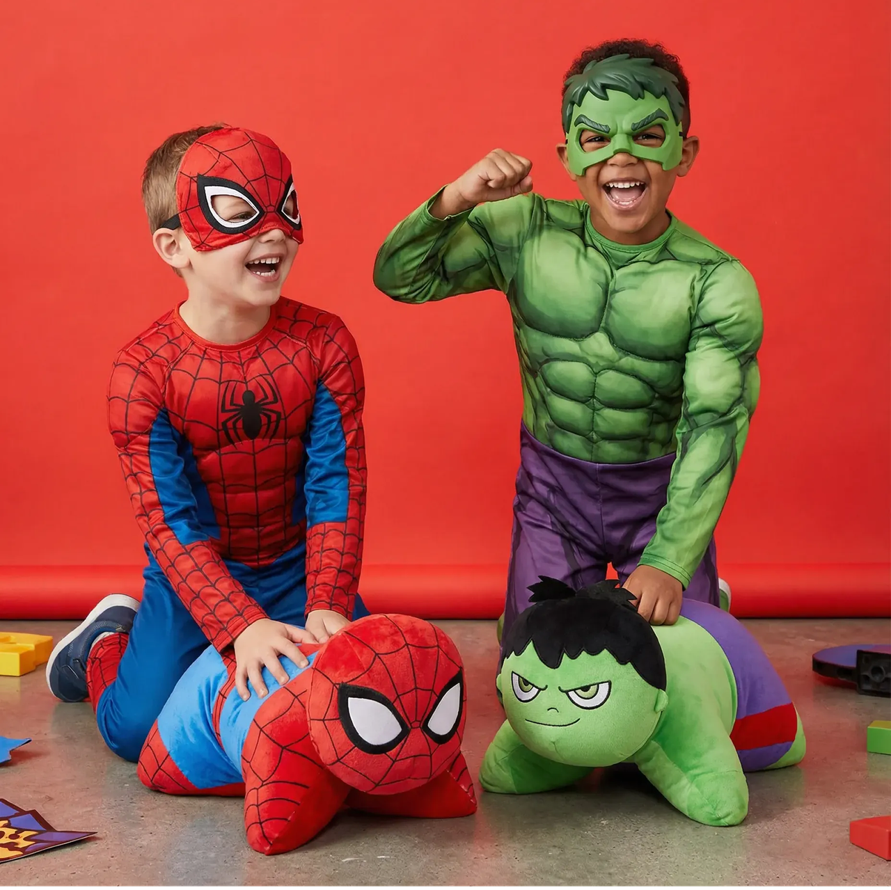 MARVEL Avengers Incredible Hulk Plush Pillow Pet - Image 3